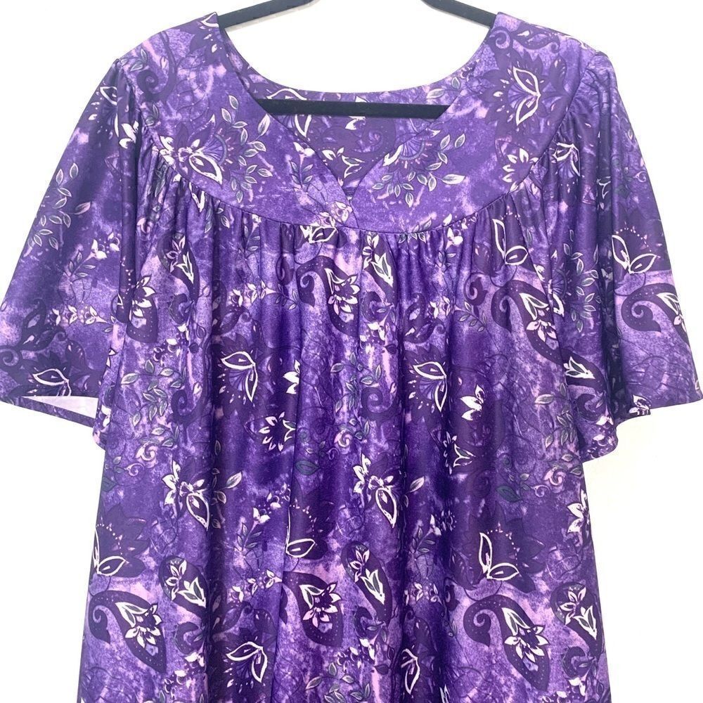 Vintage Purple Paisley Floral Retro Mumu Muu Muu Housedress